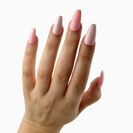 Pink glitter press-on nails tekokynnet
